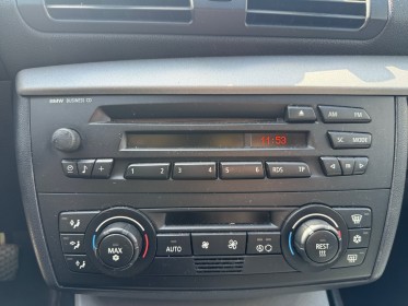 Bmw serie 1 e87 118i 129 ch / chaîne de distribution neuve / garantie 12 mois occasion osny simplicicar simplicibike france