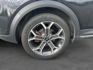Kia xceed my22 1.6 crdi 136 ch mhev dct7 active toit ouvrant car play garantie 12 mois occasion paris 17ème (75)(porte...