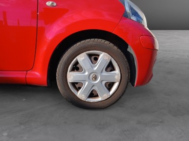 Toyota aygo 1.0 vvt-i confort occasion parc voitures beauvais simplicicar simplicibike france