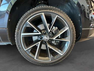 Skoda karoq 1.5 tsi 150 ch act dsg7 sportline - toit pano - jantes 19 - carplay - siÈges baquets occasion simplicicar...