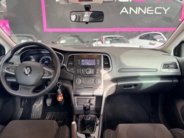 Renault megane iv berline tce 130 energy life, entretien suivi, garantie 12 mois occasion simplicicar annecy simplicicar...