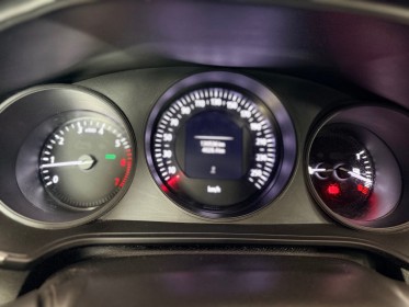 Renault megane iv berline tce 130 energy life, entretien suivi, garantie 12 mois occasion simplicicar annecy simplicicar...