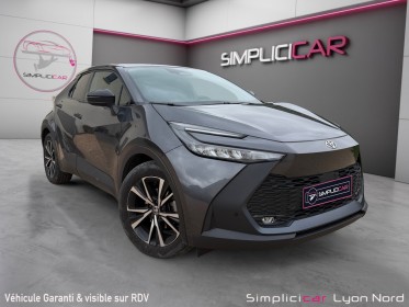 Toyota c-hr hybride my23 simplifiee 1.8l  140 cv design ultimate pack confort grand ecran carplay sieges chauffant 12 mois......