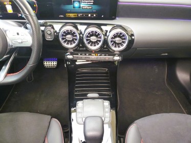 Mercedes classe a 200 d 8g-dct amg line toit ouvrant sièges sport cuir/alcantara chauffants pack led caméra recul jantes......