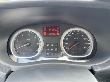 Dacia duster 1.5 dci 90 4x2 lauréate radar de recul climatisation garantie 12 mois occasion barberey simplicicar...