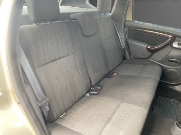 Dacia duster 1.5 dci 90 4x2 lauréate radar de recul climatisation garantie 12 mois occasion barberey simplicicar...