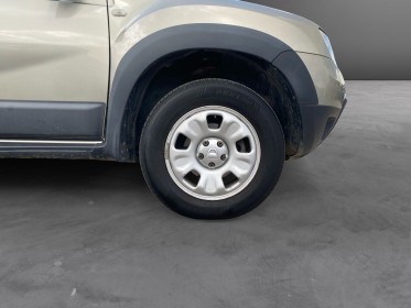 Dacia duster 1.5 dci 90 4x2 lauréate radar de recul climatisation garantie 12 mois occasion barberey simplicicar...