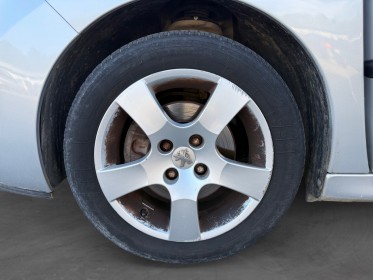 Peugeot 207 cc 1.6 hdi 112ch garantie 12 mois occasion simplicicar la ciotat simplicicar simplicibike france