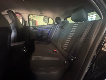 Renault megane iv berline tce 130 gt line garantie 12 mois occasion  simplicicar aix les bains simplicicar simplicibike france