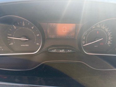 Peugeot 208 1.6 bluehdi 75ch bvm5 like - suivi à jour occasion simplicicar compiegne simplicicar simplicibike france
