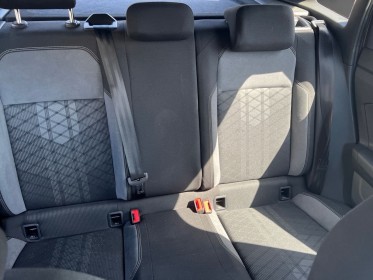 Volkswagen taigo 1.0 tsi 110 dsg7 r-line garantie 12 mois occasion simplicicar toulon ouest simplicicar simplicibike france