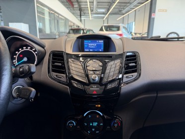 Ford fiesta 1.5 tdci 95 econetic ss titanium jantes 16 - led ambiance - clim auto - occasion simplicicar strasbourg...