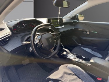 Peugeot 208 puretech 100 ss eat8 allure caméra de recul carplay garantie 12 mois occasion paris 17ème (75)(porte maillot)...