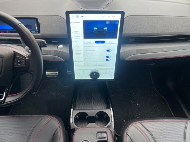 Ford mustang mach-e extended range 99 kwh 351 ch awd, sièges et volant chauffants, carplay, caméra 360°, garantie 12 mois....