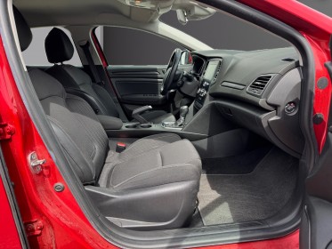 Renault megane iv berline blue dci 115 edc intens garantie 12 mois occasion simplicicar le mans simplicicar simplicibike france