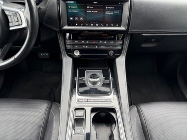 Jaguar f-pace 2.0 d - 180 ch  awd bva8 r-sport full suivi jaguar - moteur changé chez jaguar 87000 - camera de recul -......