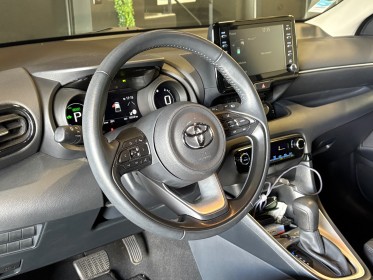 Toyota yaris hybride my21 116h design - garantie 12 mois - occasion  simplicicar aix les bains simplicicar simplicibike france