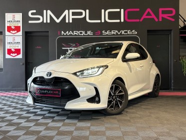 Toyota yaris hybride my21 116h design - garantie 12 mois - occasion  simplicicar aix les bains simplicicar simplicibike france