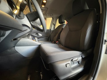 Toyota yaris hybride my21 116h design - garantie 12 mois - occasion  simplicicar aix les bains simplicicar simplicibike france