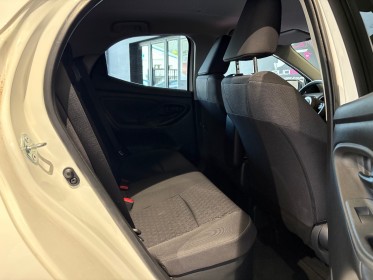Toyota yaris hybride my21 116h design - garantie 12 mois - occasion  simplicicar aix les bains simplicicar simplicibike france
