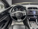 Jaguar xe xe 2.0 d - 180 ch bva r-sport camera de recul gps garantie 12 mois occasion simplicicar labarthe simplicicar...