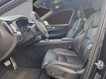 Volvo xc60 phase 2 - t6 recharge 341ch awd r-design hybride rechargeable carplay entretien volvo occasion champigny-sur-marne...