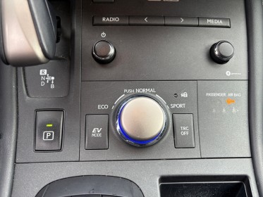 Lexus ct ct 200h luxe occasion avignon (84) simplicicar simplicibike france