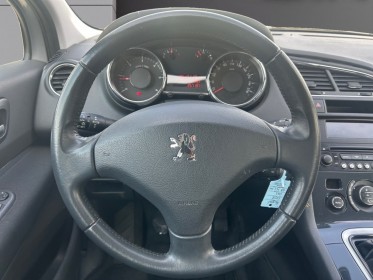 Peugeot 5008 1.6 hdi 110ch fap bvm6 confort pack 5pl - entretien complet occasion simplicicar lagny  simplicicar simplicibike...