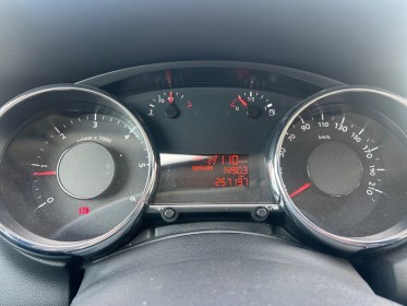 Peugeot 5008 1.6 hdi 110ch fap bvm6 confort pack 5pl - entretien complet occasion simplicicar lagny  simplicicar simplicibike...