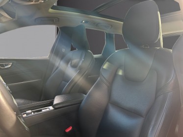 Volvo xc60 business t6 recharge awd 253 ch  87 ch business executive - camera 360 - hayon elec - harman kardon - garantie...