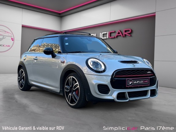 Mini  cooper  2.0 i 16v 231 cv jcw apple carplay full options echappement jcw occasion paris 17ème (75)(porte maillot)...