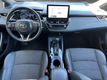 Toyota corolla hybride nouvelle 1.8 vvt-i - 140ch - boîte automatique - design - carplay - camera de recul - hybride non......