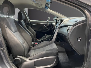 Hyundai i30 1.6 crdi 110 blue drive initia occasion simplicicar magny-en-vexin simplicicar simplicibike france