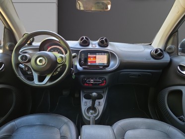 Smart fortwo coupe 1.0l 71 ch bva6 prime - camera - toit pano - sieges chauffants occasion  simplicicar nice - pfvauto...