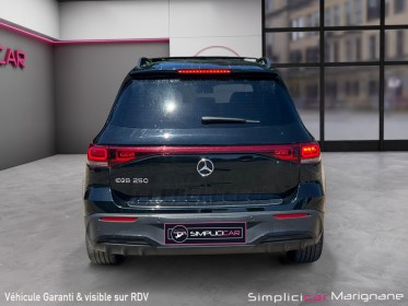 Mercedes eqb 250 amg line toit ouvrant siège ventilé 7 places garantie 12 mois occasion simplicicar marignane  simplicicar...