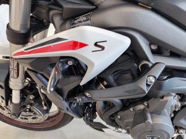 Triumph street triple 660 entretien complet triumph permis a2 garantie 12 mois occasion simplicicar saint-jean simplicicar...
