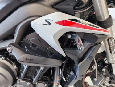 Triumph street triple 660 entretien complet triumph permis a2 garantie 12 mois occasion simplicicar saint-jean simplicicar...