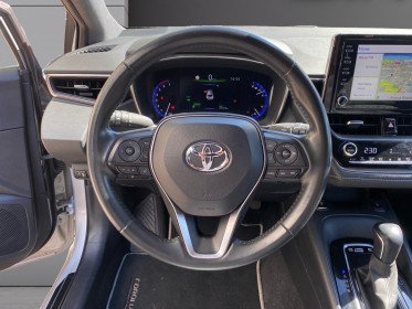 Toyota corolla hybride my22 122h dynamic occasion simplicicar livry gargan simplicicar simplicibike france