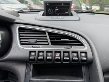 Peugeot 3008 hybrid4 2.0 hdi 163 ch electric 37 ch boite automatique---- occasion simplicicar orgeval  simplicicar...