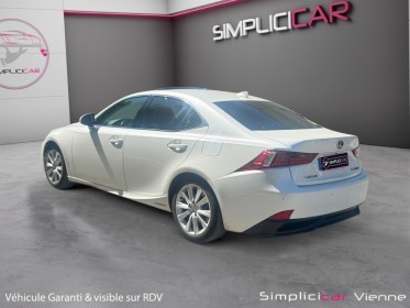 Lexus is 300h luxe garantie 12 mois occasion simplicicar vienne simplicicar simplicibike france