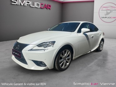 Lexus is 300h luxe garantie 12 mois occasion simplicicar vienne simplicicar simplicibike france