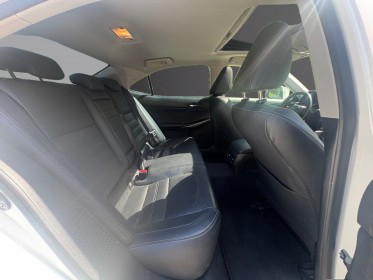 Lexus is 300h luxe garantie 12 mois occasion simplicicar vienne simplicicar simplicibike france