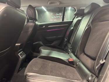 Renault megane iv estate tce 130 energy intens camera de recul regulateur limiteur attelage garantie 12mois occasion...