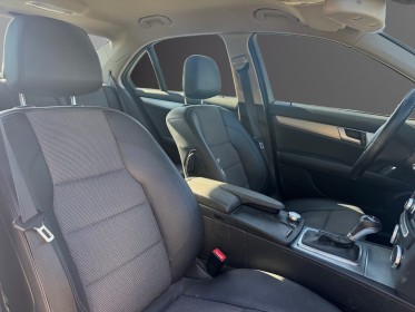 Mercedes classe c 220 cdi blueefficiency edition avantgarde a radar avant et arrière moteur à chaine garantie 12 mois...