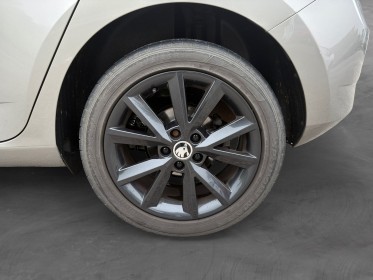 Skoda fabia 1.4 tdi 90 cr fap greentec dsg7 style car play garantie 12 mois occasion simplicicar saint-omer simplicicar...