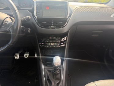 Peugeot 208 1.6 bluehdi 120ch ss bvm6 féline - faible km - caméra de recul - carplay - toit pano occasion simplicicar...