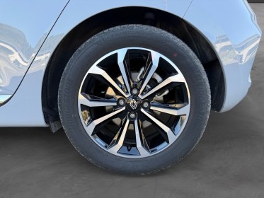 Renault clio v e-tech full hybrid 145 techno entretien complet garantie 12 mois occasion simplicicar la ciotat simplicicar...