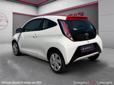 Toyota aygo 1.0 vvt-i x-play garantie 12 mois occasion simplicicar limoges  simplicicar simplicibike france