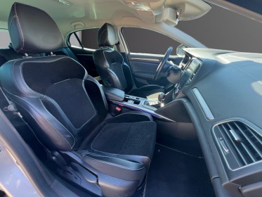 Renault megane iv berline blue dci 115 edc intens entretien complet garantie 12 mois occasion simplicicar toulon ouest...