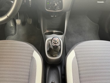 Toyota aygo 1.0 vvt-i 72 ch x-play carplay, caméra reul, entretien toyota occasion paris 15ème (75) simplicicar...